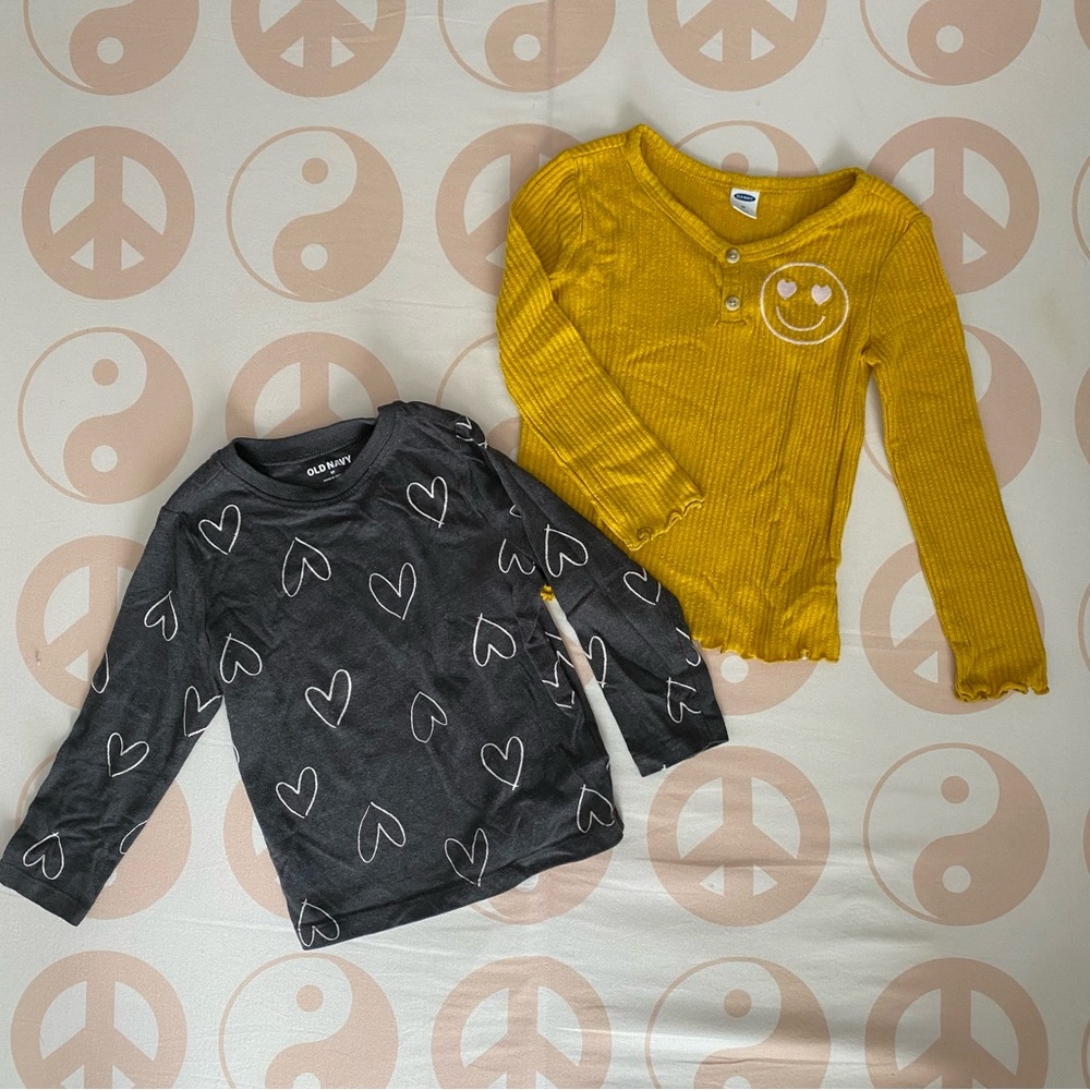 Old Navy Long Sleeve Tee Bundle 😍🖤